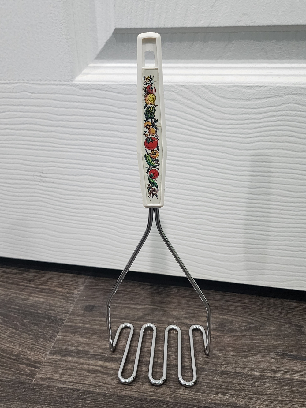 Vintage EKCO Spice of Life Pattern Potato Vegetable Masher Stainless Steel